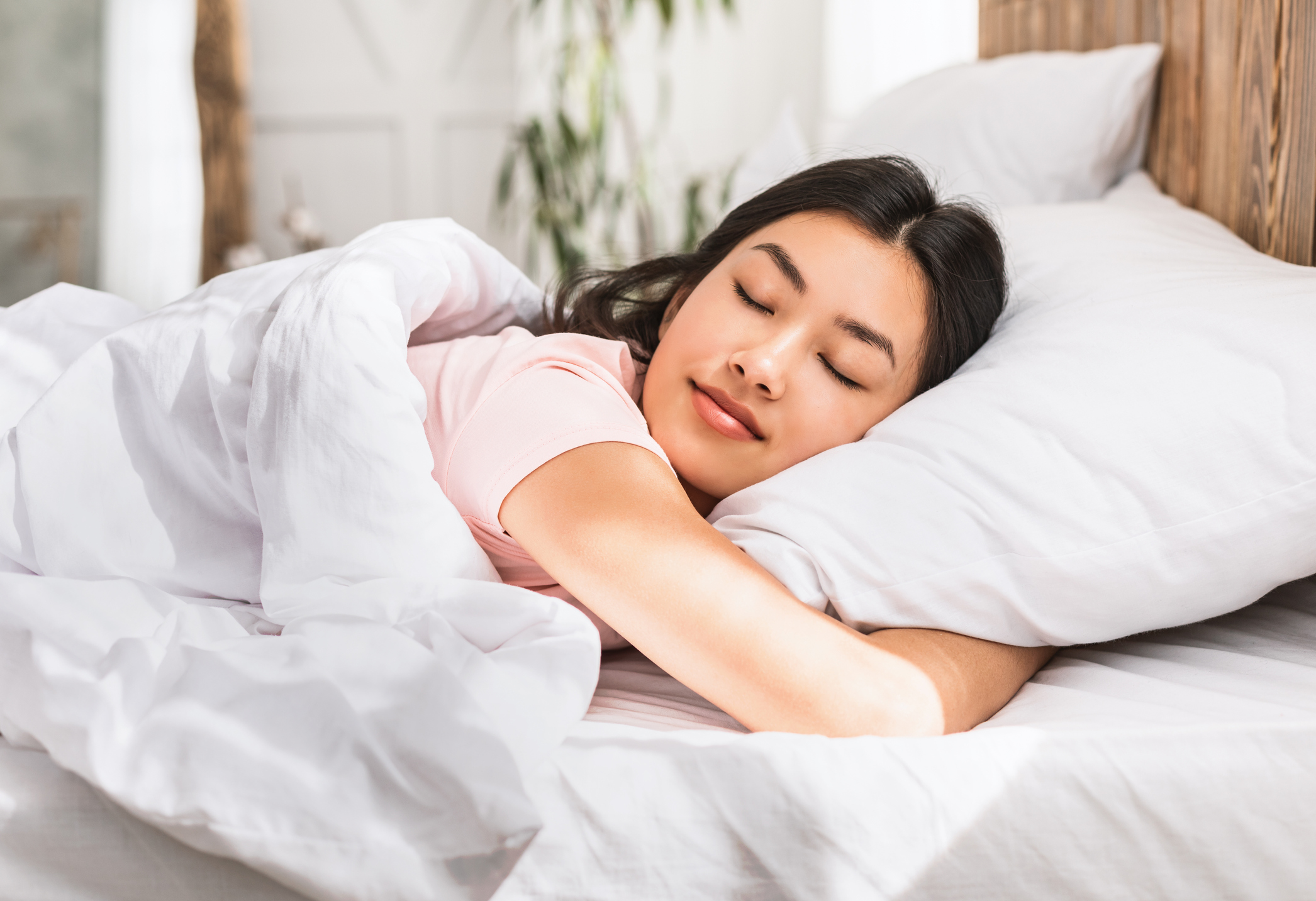 Sleep focused routines people follow to feel refreshed naturally